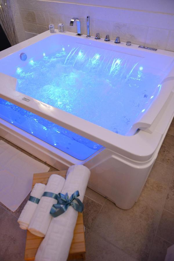 Suite Laurel Spa Con Idromassaggio Fasano Zewnętrze zdjęcie