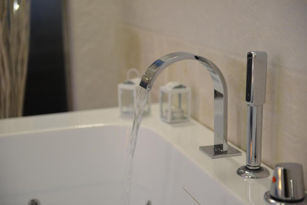 Suite Laurel Spa Con Idromassaggio Fasano Zewnętrze zdjęcie
