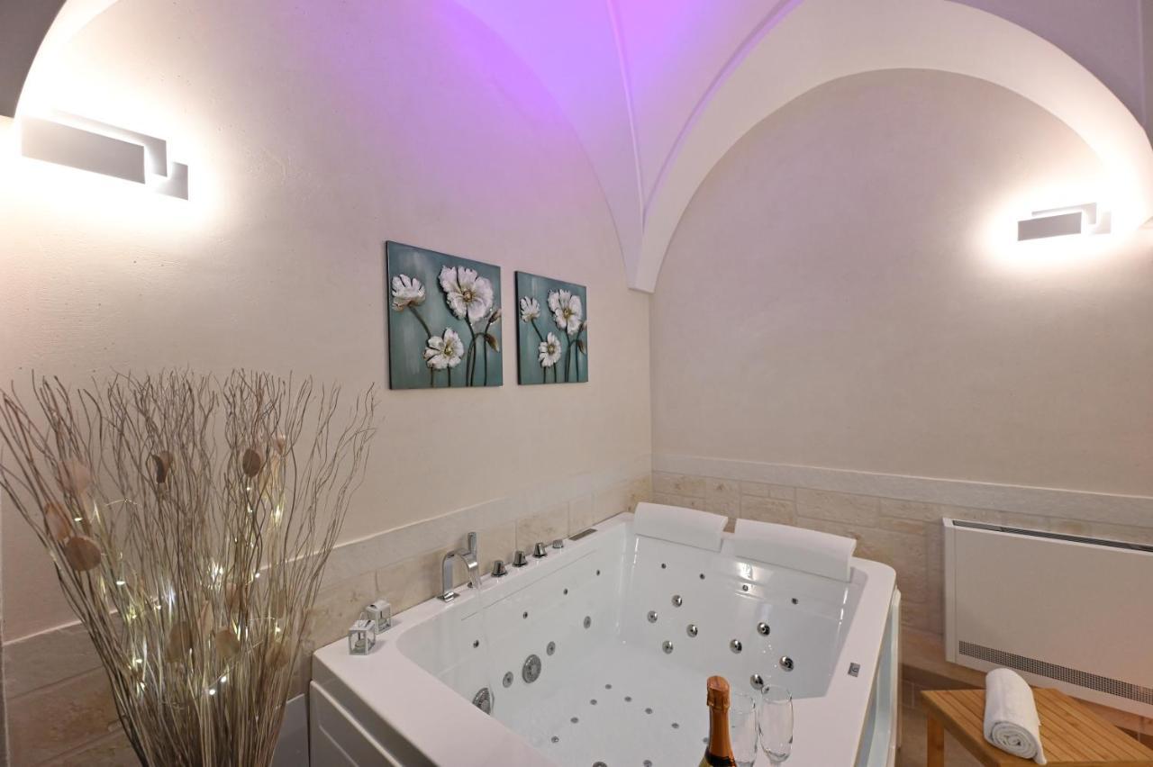 Suite Laurel Spa Con Idromassaggio Fasano Zewnętrze zdjęcie